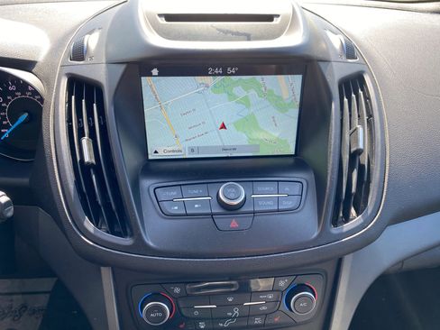 Used 2018 Ford Escape SE w/ SE SYNC Package image 18