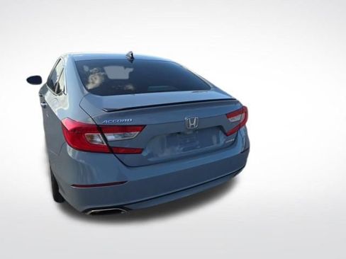 Used 2022 Honda Accord Sport image 3