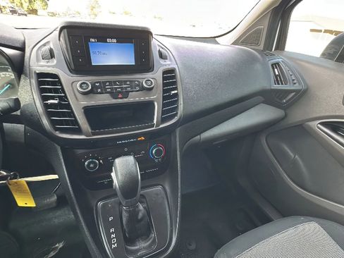 Used 2019 Ford Transit Connect XL image 15