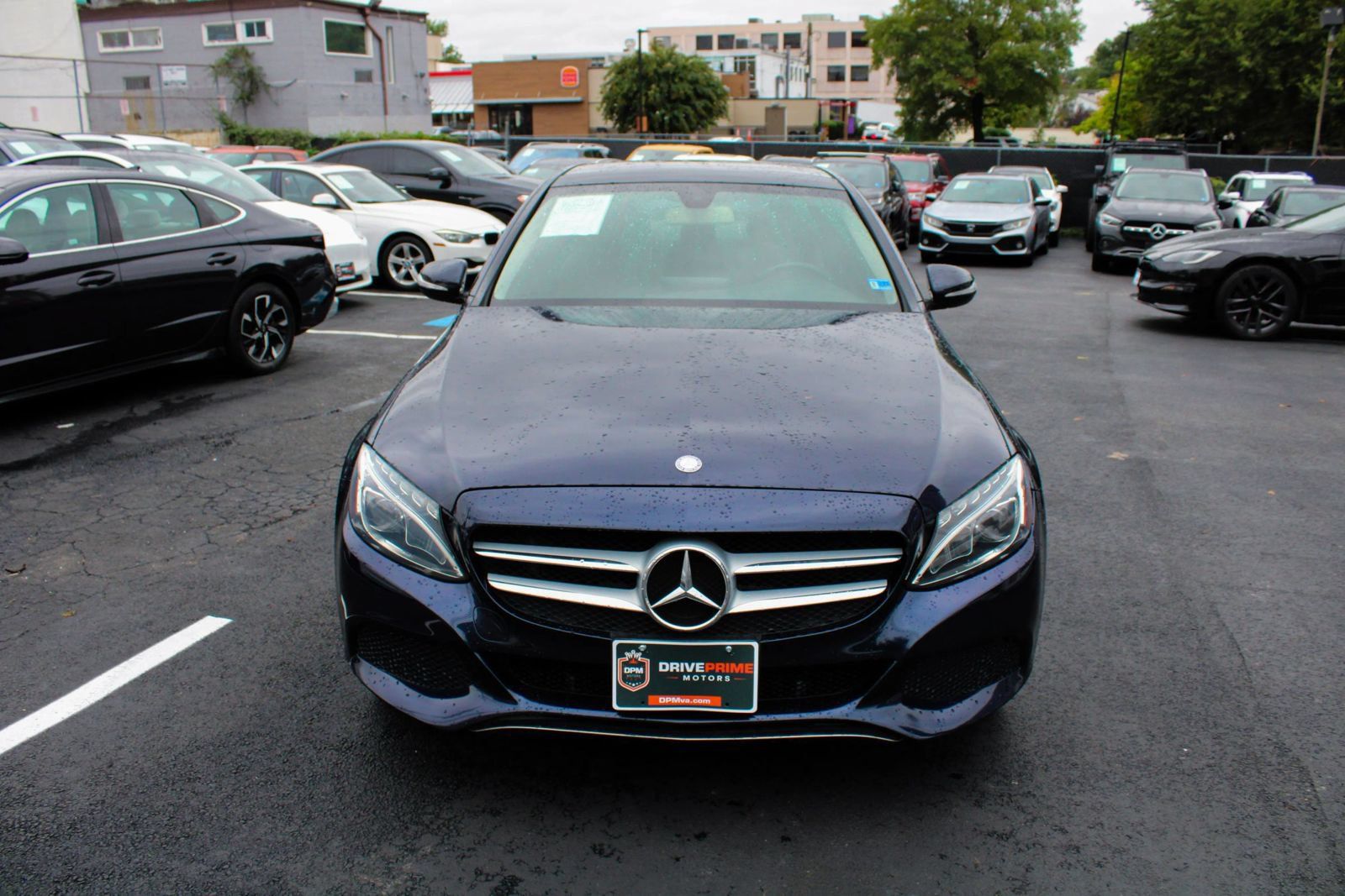 Used 2015 Mercedes-Benz C 300 4MATIC Sedan image 1