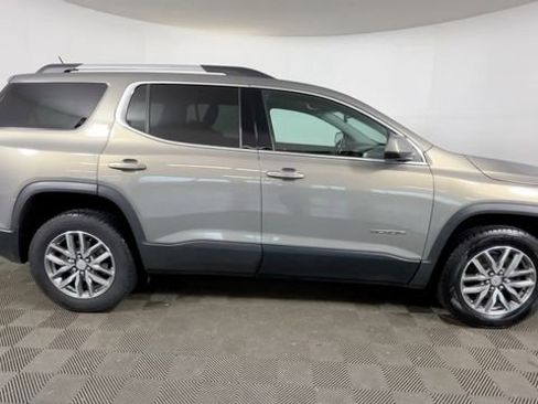 Used 2019 GMC Acadia SLE w/ Driver Alert Package I FWD image 3