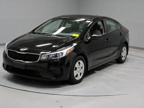 Used 2017 Kia Forte LX FWD image 6