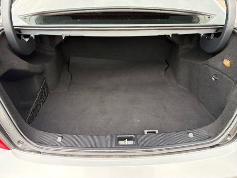 Used 2013 Mercedes-Benz C 250 Sedan image 20