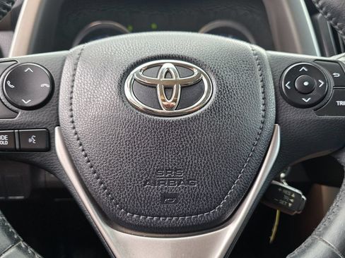 Used 2016 Toyota RAV4 XLE FWD image 32