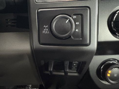 Used 2019 Ford F250 XLT w/ XLT Premium Package image 31