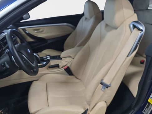 Used 2020 BMW 430i Convertible RWD image 17