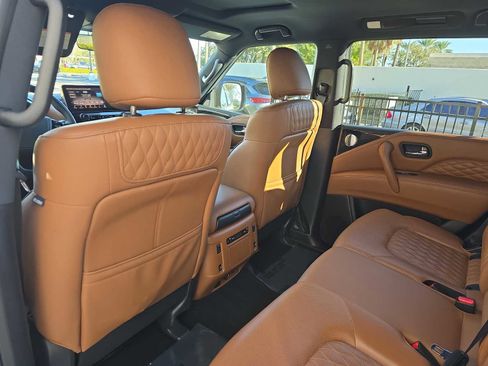 Certified 2024 INFINITI QX80 Sensory image 11