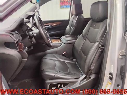 Used 2015 Cadillac Escalade ESV Luxury AWD/4WD image 10