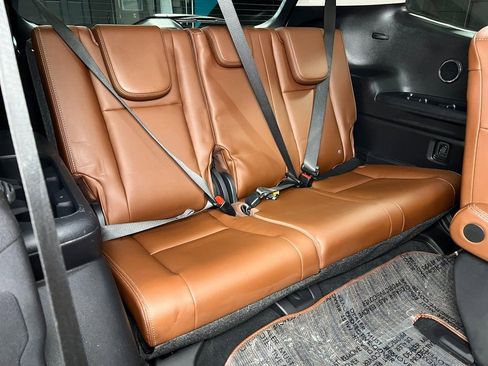 Used 2024 Subaru Ascent Touring w/ Popular Package #2 image 16