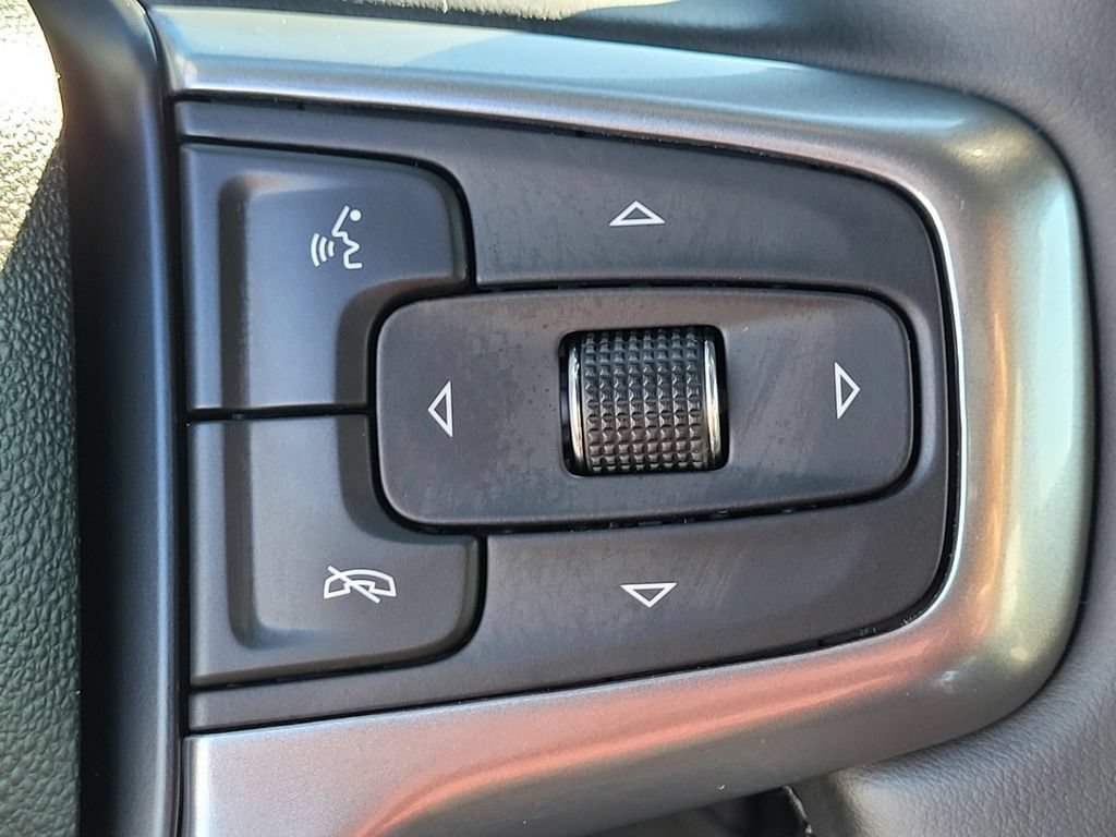 New 2026 Chevrolet Silverado 1500 RST w/ Dark Appearance Package AWD/4WD image 19