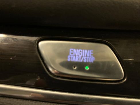 Used 2020 Buick Enclave Premium w/ Sun and Sites Package AWD/4WD image 45