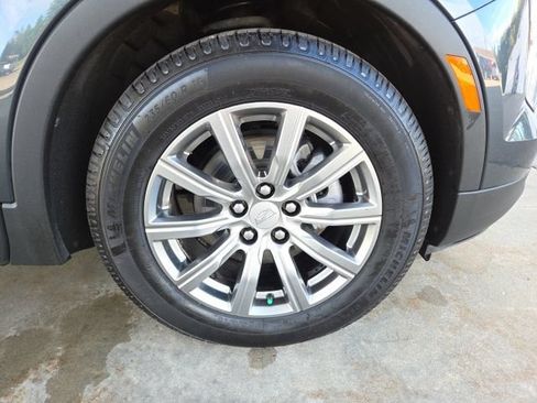 Used 2021 Cadillac XT4 Premium Luxury w/ Sun And Sound Package AWD/4WD image 78