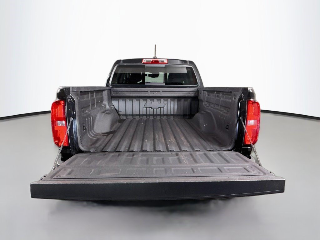 Used 2021 Chevrolet Colorado Z71 w/ Safety Package AWD/4WD image 33