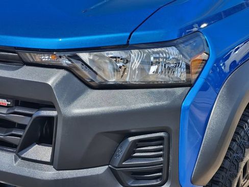 Used 2024 Chevrolet Colorado Trail Boss w/ Advanced Trailering Package AWD/4WD image 9