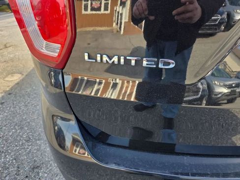 Used 2016 Ford Explorer Limited w/ Equipment Group 301A image 32