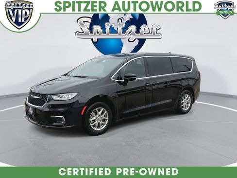 Used 2025 Chrysler Pacifica Select FWD image 5