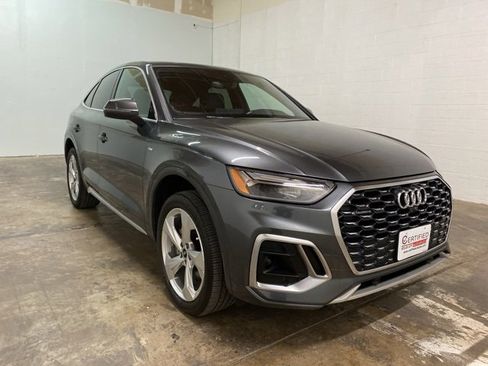 Used 2023 Audi Q5 2.0T Premium image 3