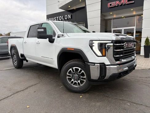 New 2026 GMC Sierra 2500 SLE w/ SLE Value Package; image 4