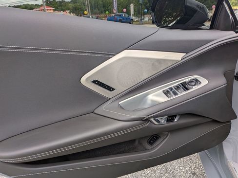 Used 2024 Chevrolet Corvette Stingray Preferred Conv w/ Z51 Performance Package RWD image 13