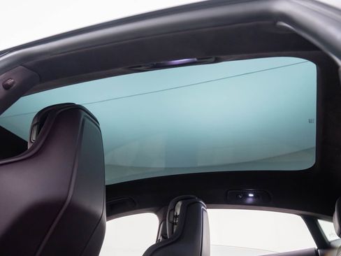 Certified 2023 Porsche Taycan GTS image 19