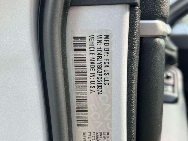 Used 2023 Jeep Grand Cherokee 4WD 4xe w/ MOPAR Finishing Package image 34