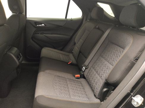 Used 2024 Chevrolet Equinox LT image 18