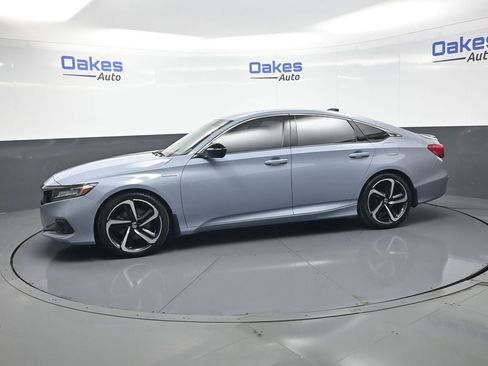 Used 2022 Honda Accord Sport image 5
