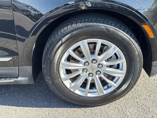 Used 2017 Cadillac XT5 FWD image 9
