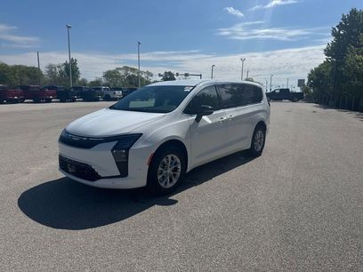 New 2027 Chrysler Pacifica Select