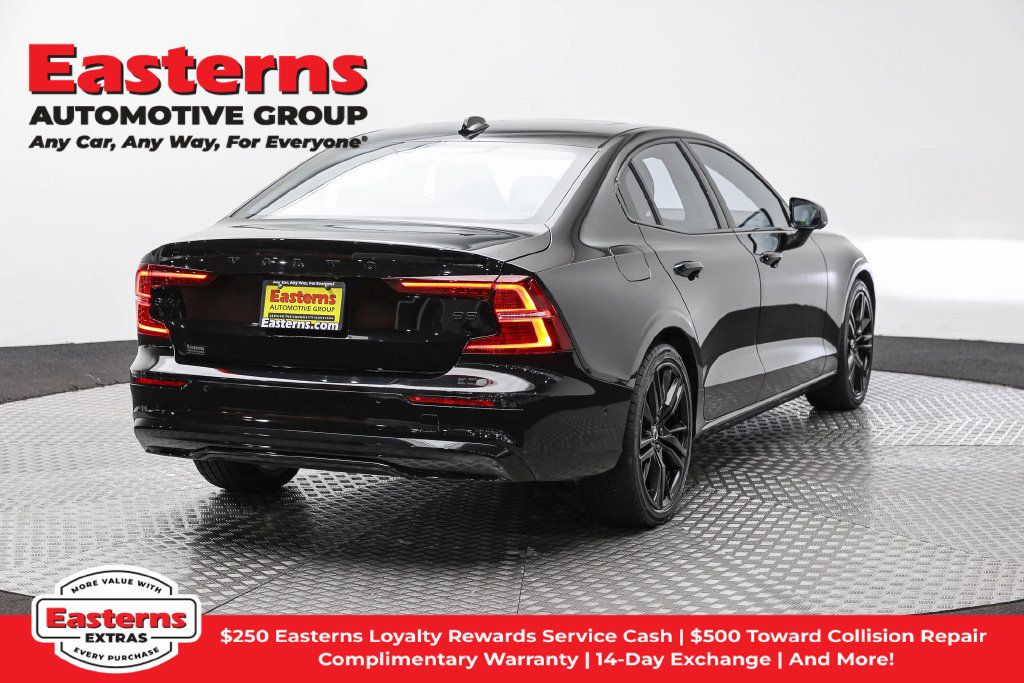 Used 2024 Volvo S60 B5 Plus FWD image 6
