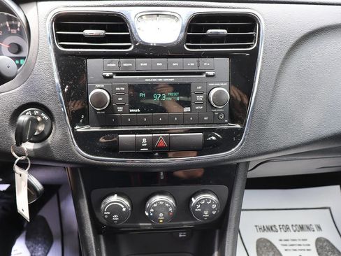 Used 2013 Chrysler 200 Touring FWD image 28