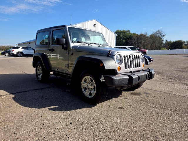 Used 2013 Jeep Wrangler Sport AWD/4WD image 5