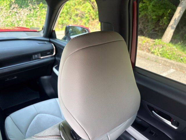Used 2026 Toyota Grand Highlander AWD Hybrid image 14