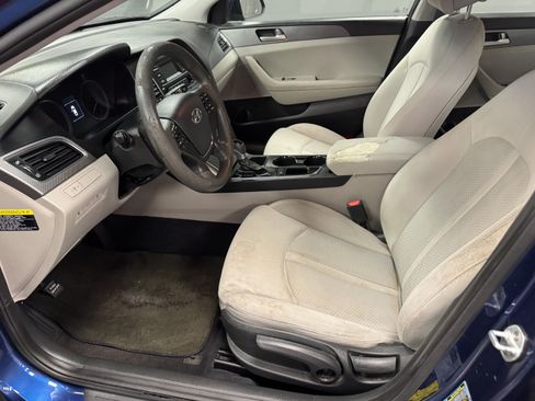 Used 2016 Hyundai Sonata SE FWD image 10
