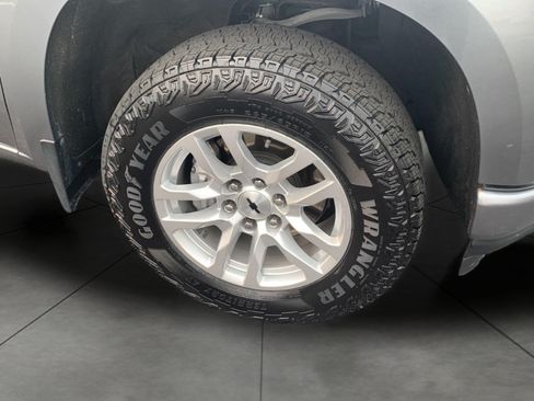 Used 2021 Chevrolet Silverado 1500 RST AWD/4WD image 23
