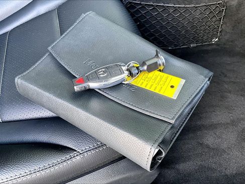 Used 2017 Mercedes-Benz C 300 Sedan image 14