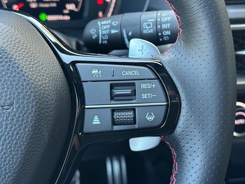 Certified 2025 Acura ADX A-Spec image 28