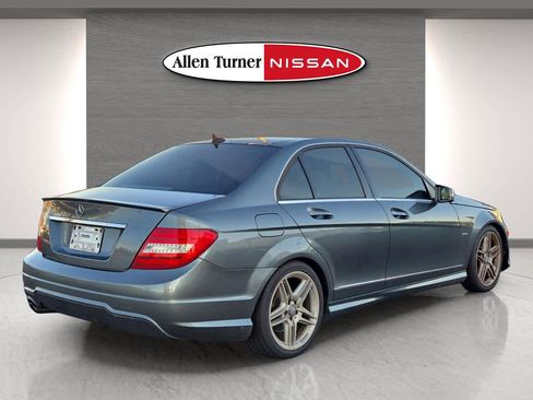 Used 2012 Mercedes-Benz C 250 Sedan image 6