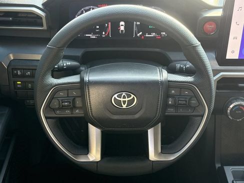Used 2026 Toyota Tacoma TRD Off-Road AWD/4WD image 14