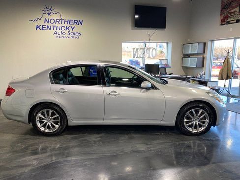 Used 2007 INFINITI G35 x Sedan w/ Premium Pkg image 2