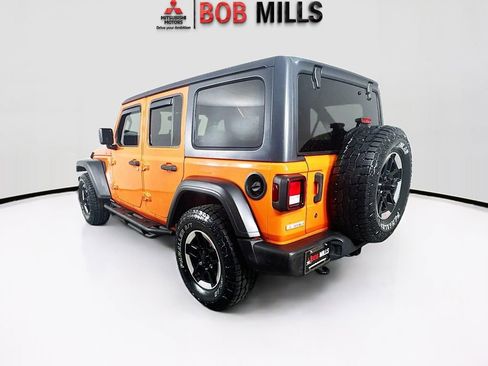Used 2018 Jeep Wrangler Unlimited Sport AWD/4WD image 3