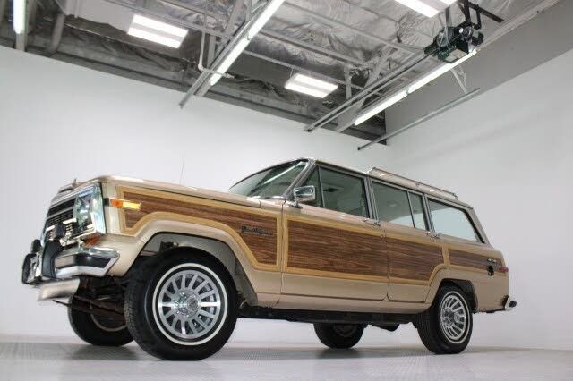 Used 1989 Jeep Grand Wagoneer AWD/4WD image 14