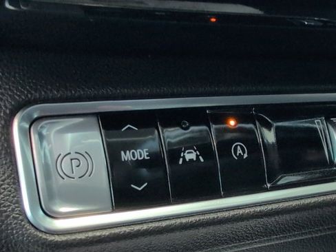 Used 2024 Buick Envision Preferred image 23