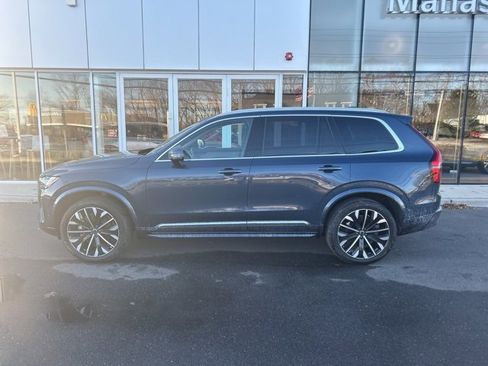 Used 2025 Volvo XC90 B6 Plus image 2