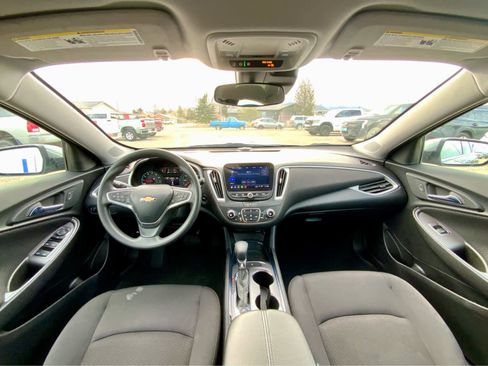 Used 2023 Chevrolet Malibu LT image 32
