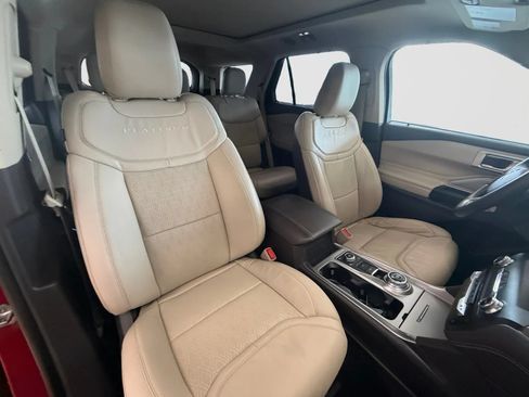 Used 2020 Ford Explorer Platinum w/ Premium Technology Package AWD/4WD image 23