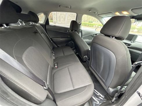 Used 2023 Hyundai Kona SEL w/ Cargo Package image 18