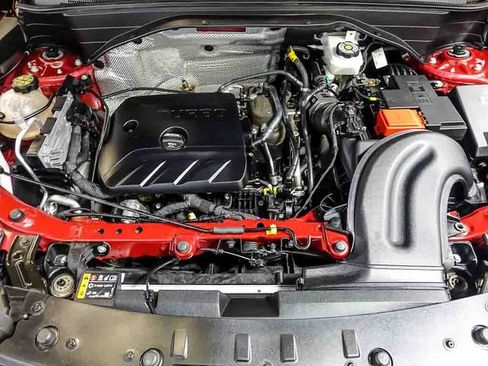 Certified 2021 Chevrolet TrailBlazer LT w/ Convenience Package FWD image 31