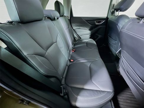 Used 2022 Subaru Forester Touring image 25