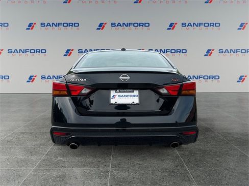 Used 2023 Nissan Altima 2.5 SR image 4